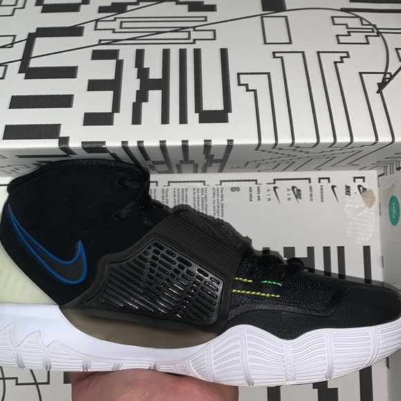 Nike Kyrie 6s glow in the dark. Black with white outsole. - Picture 3 of 4
